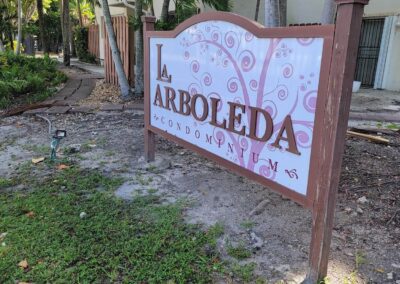 la arboleda condo