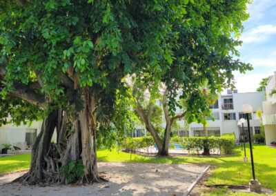 la arboleda condo FL